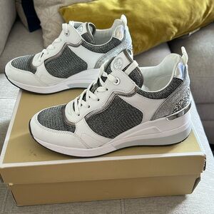 Michael Kors Glitter Shoes 7.5